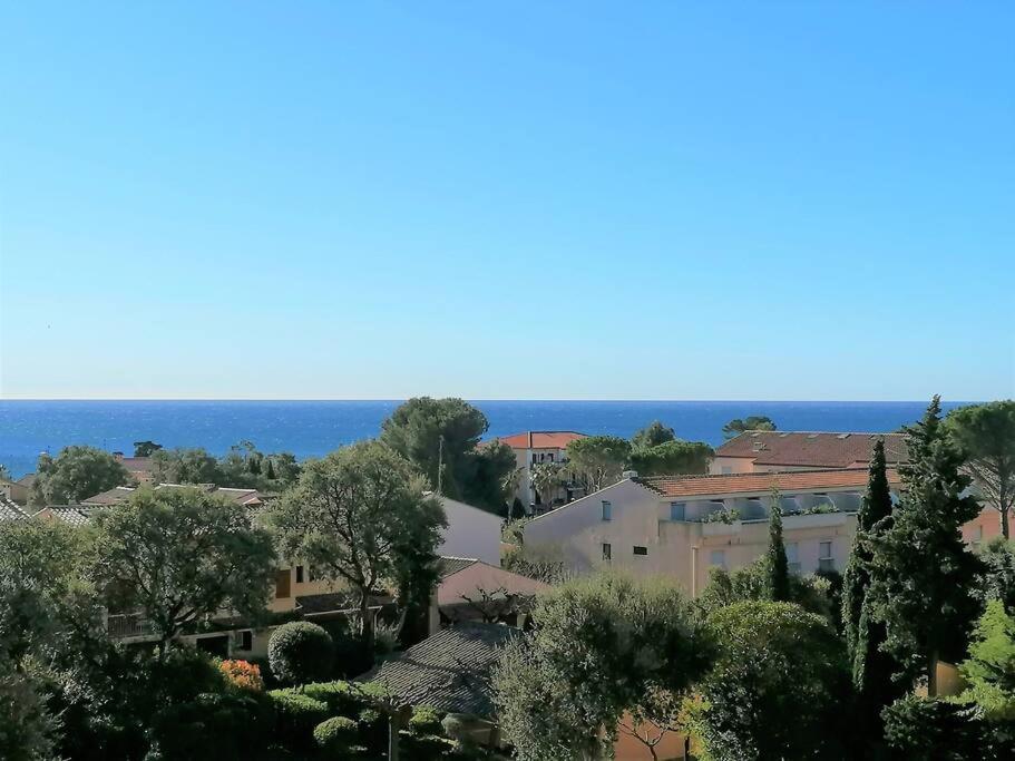 Appartement L'Evasion, Vue Mer, Plages A Pied Fréjus المظهر الخارجي الصورة